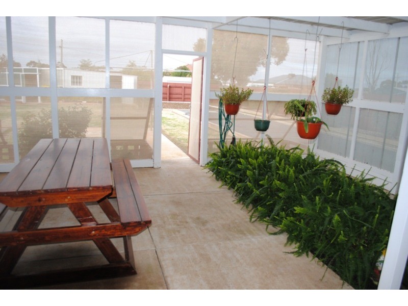 24 Grice Street, Carisbrook VIC 3464