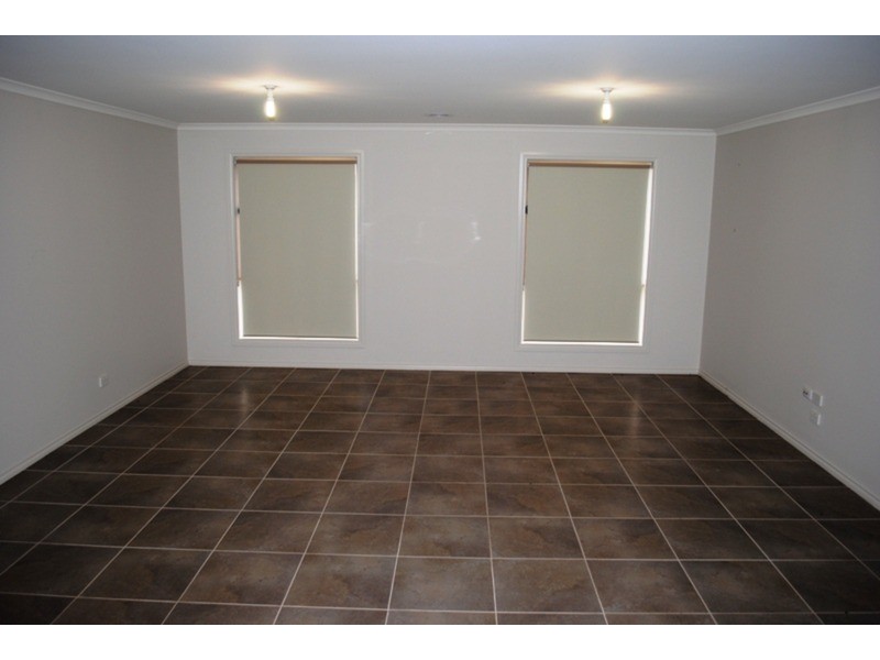 27 Grice Street, Maryborough VIC 3465