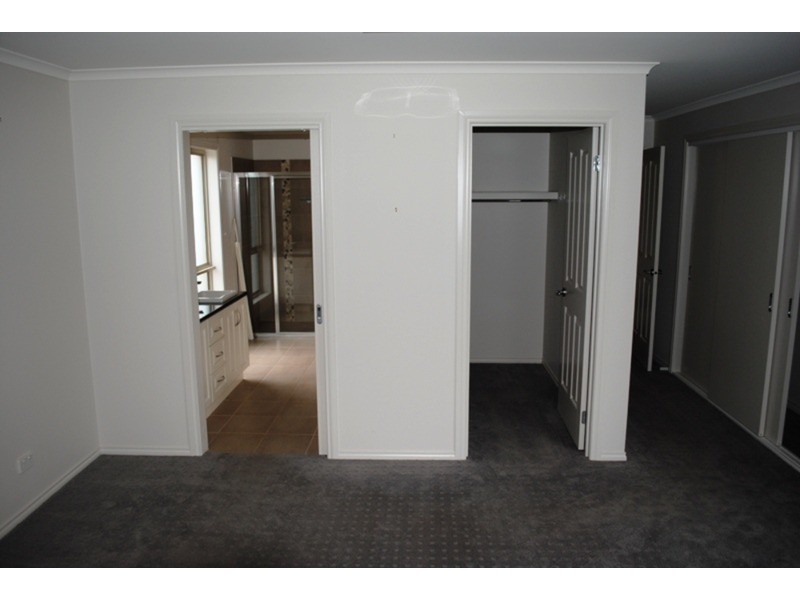 27 Grice Street, Maryborough VIC 3465