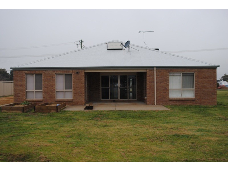 27 Grice Street, Maryborough VIC 3465