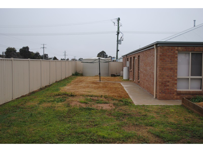 27 Grice Street, Maryborough VIC 3465