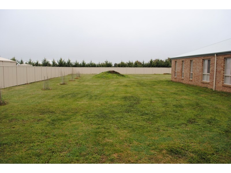 27 Grice Street, Maryborough VIC 3465