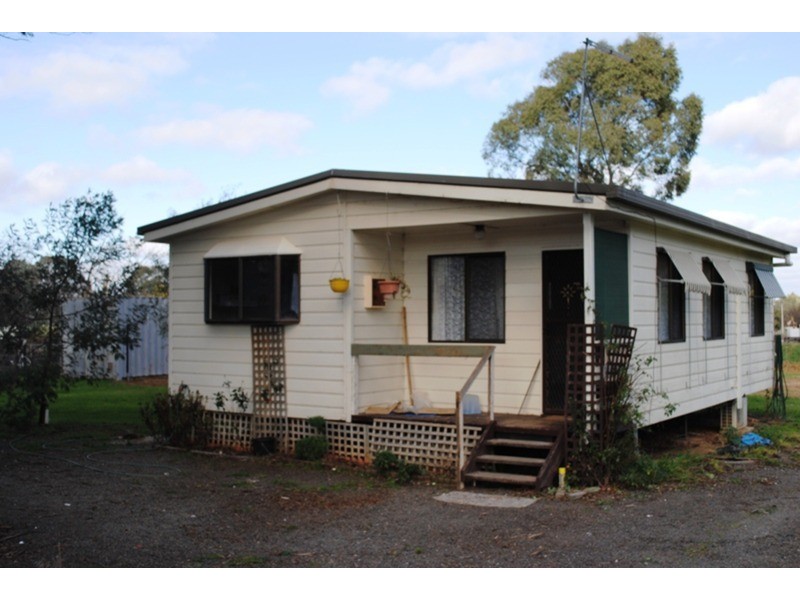 11A Lawrence Street, Dunolly VIC 3472