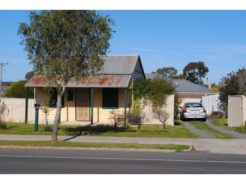 236 Gladstone Street, Maryborough VIC 3465