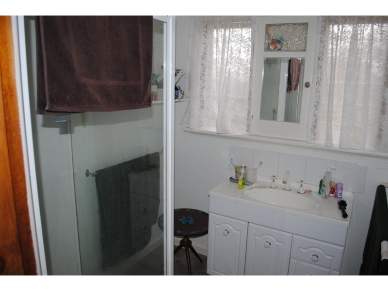 10 Dundas Road, Maryborough VIC 3465