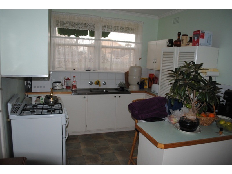 10 Dundas Road, Maryborough VIC 3465