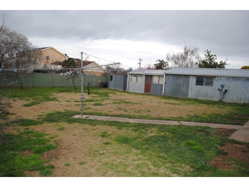 10 Dundas Road, Maryborough VIC 3465