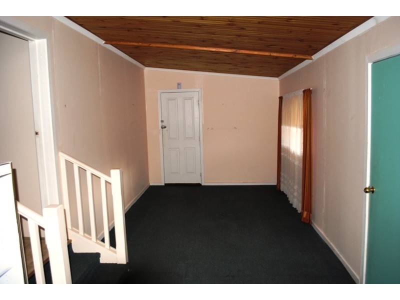 121 Clarendon Street, Maryborough VIC 3465
