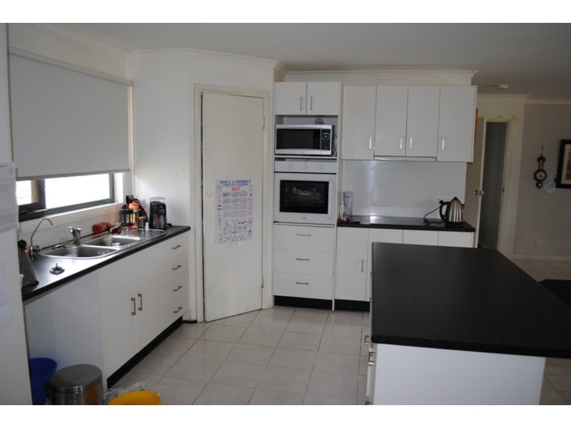 63 Charles Street, Avoca VIC 3467