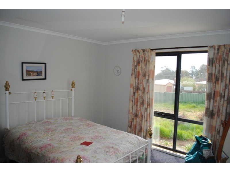 63 Charles Street, Avoca VIC 3467