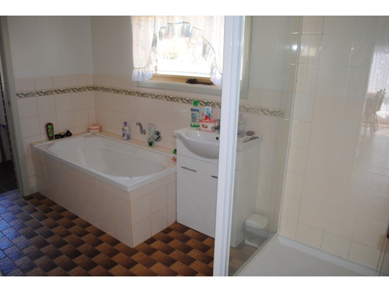 36 Powlett Street, Carisbrook VIC 3464