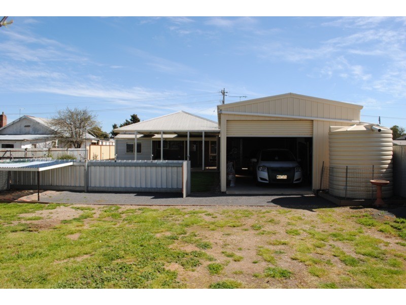 36 Powlett Street, Carisbrook VIC 3464