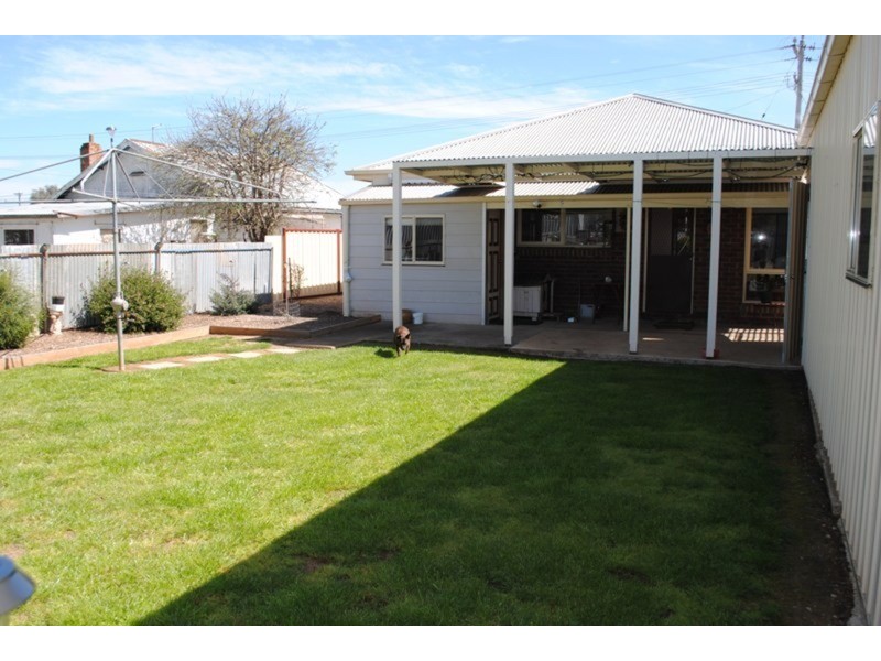 36 Powlett Street, Carisbrook VIC 3464