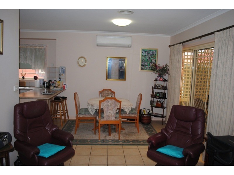 4/26 Clarendon Street, Maryborough VIC 3465