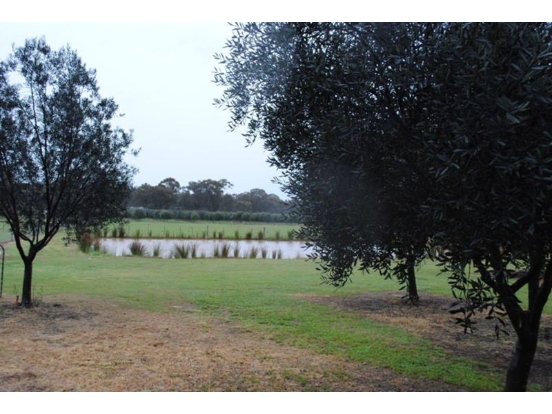 128 Moonlight  Road, Maryborough VIC 3465