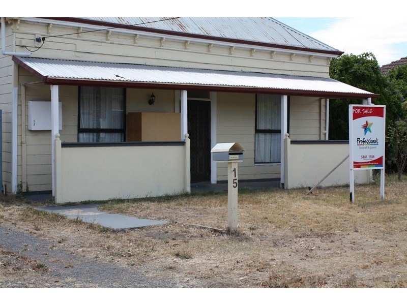15 McKean Street, Maryborough VIC 3465
