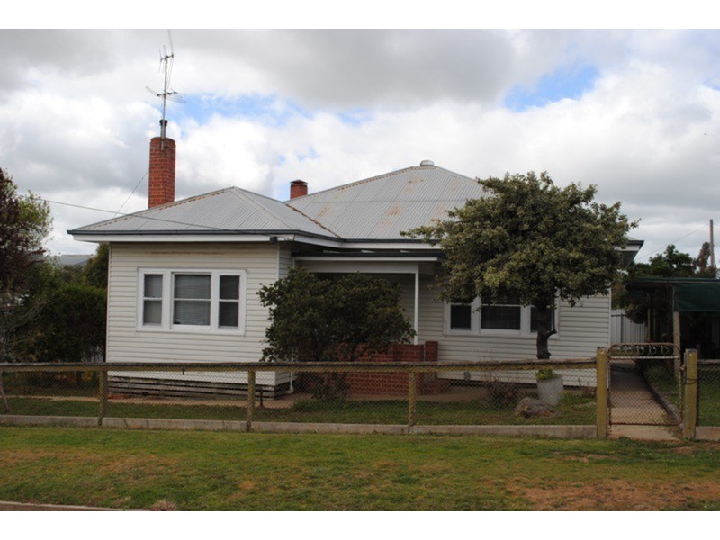 12 Victoria Street, Maryborough VIC 3465