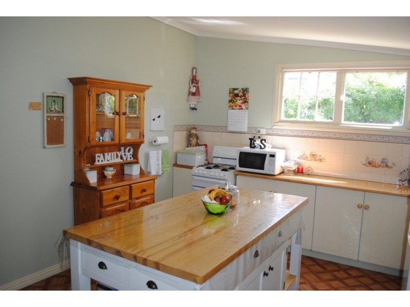 8 Kars Street, Maryborough VIC 3465