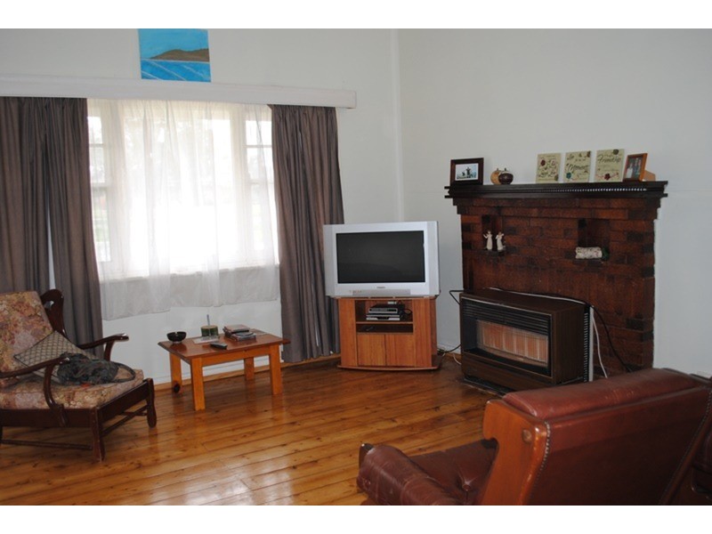 12 Casey Street, Maryborough VIC 3465