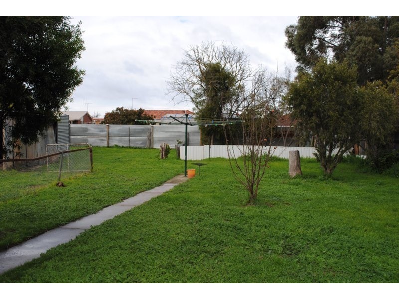 12 Casey Street, Maryborough VIC 3465