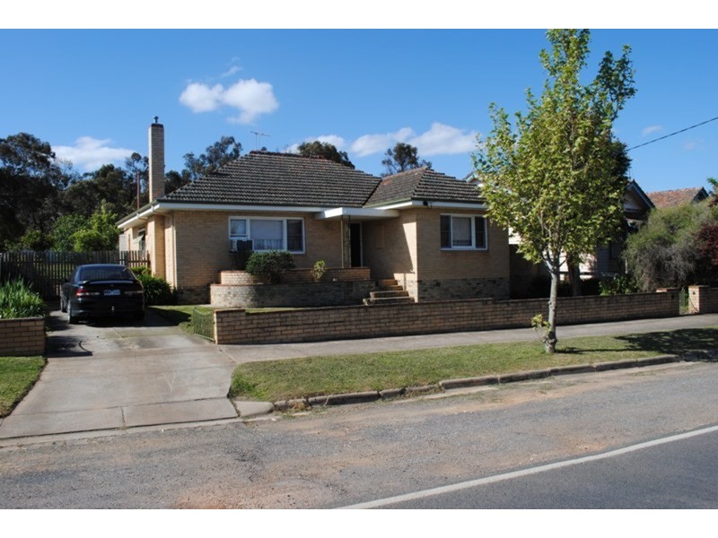 18 Elgin Road, Maryborough VIC 3465