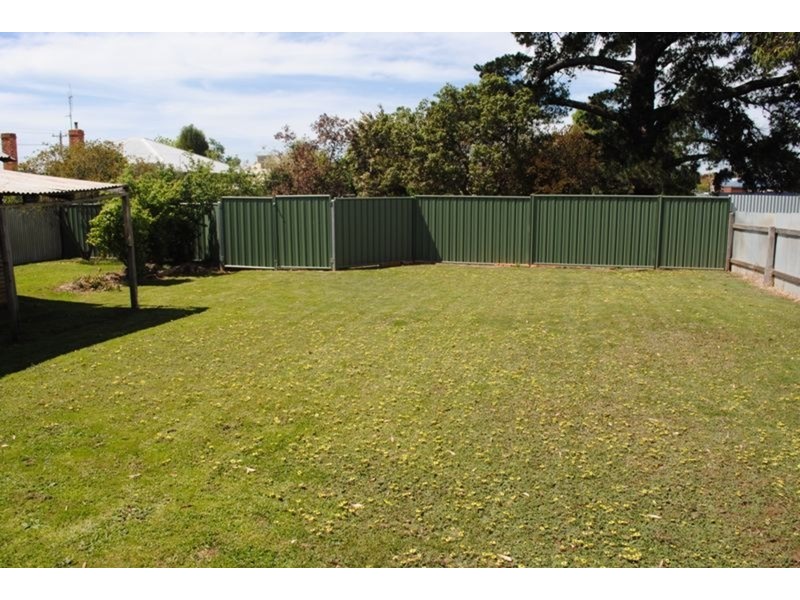 256 Gladstone Street, Maryborough VIC 3465