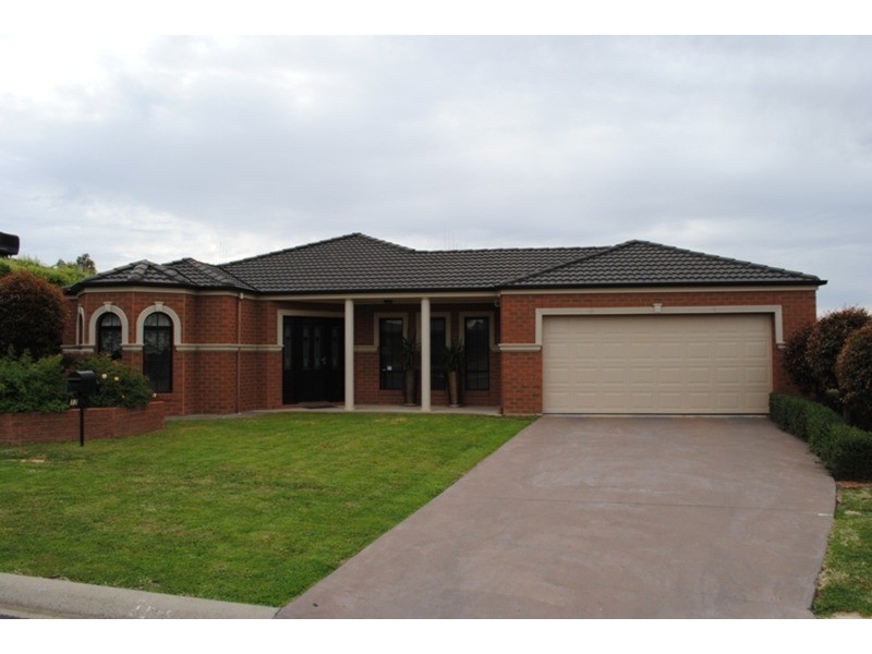 13 Goldsmith  Street, Maryborough VIC 3465