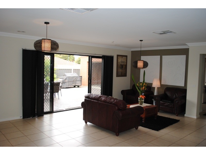 13 Goldsmith  Street, Maryborough VIC 3465