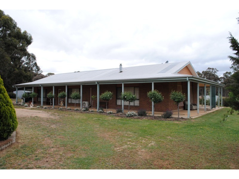 48 Churchill Court, Daisy Hill VIC 3465