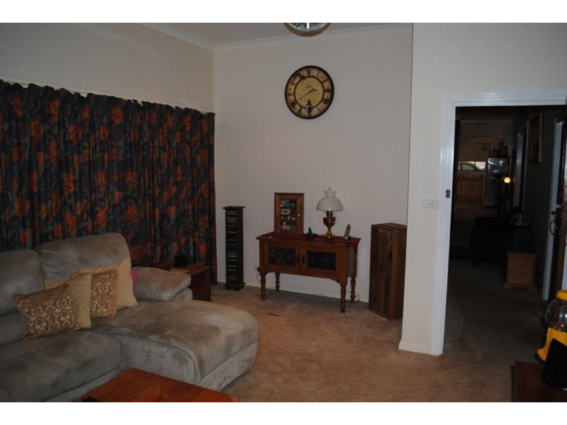 48 Churchill Court, Daisy Hill VIC 3465