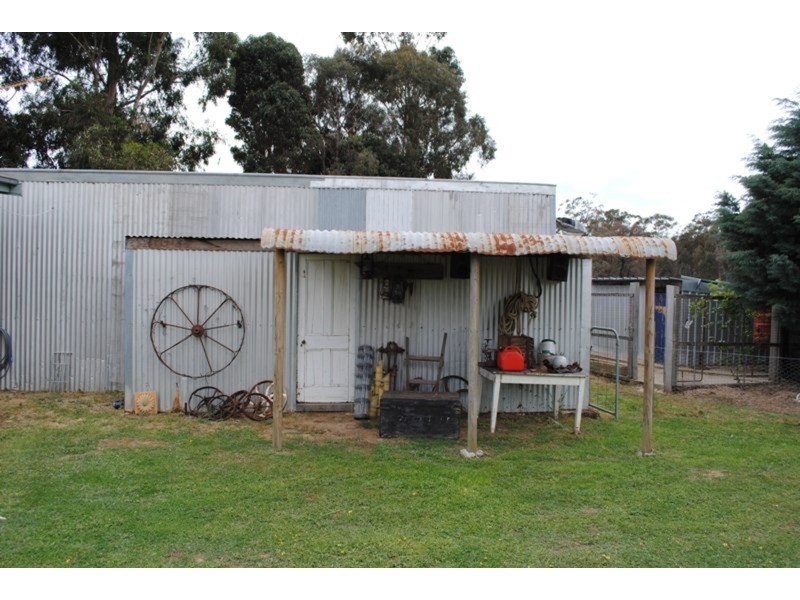 48 Churchill Court, Daisy Hill VIC 3465