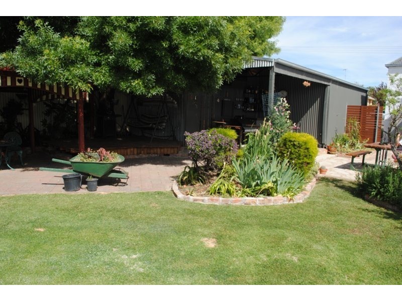 16 Victoria Street, Maryborough VIC 3465