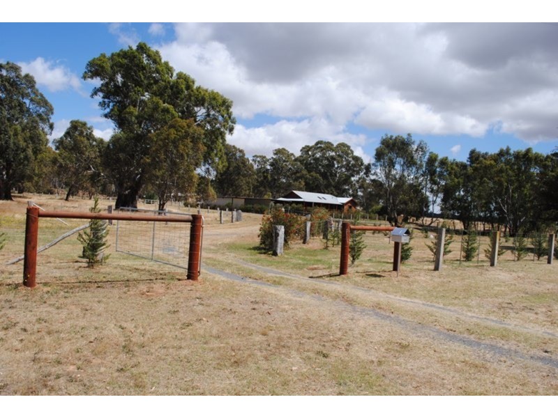 88 Landrigans Road, Carisbrook VIC 3464