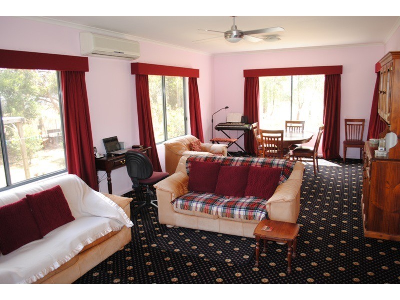 88 Landrigans Road, Carisbrook VIC 3464