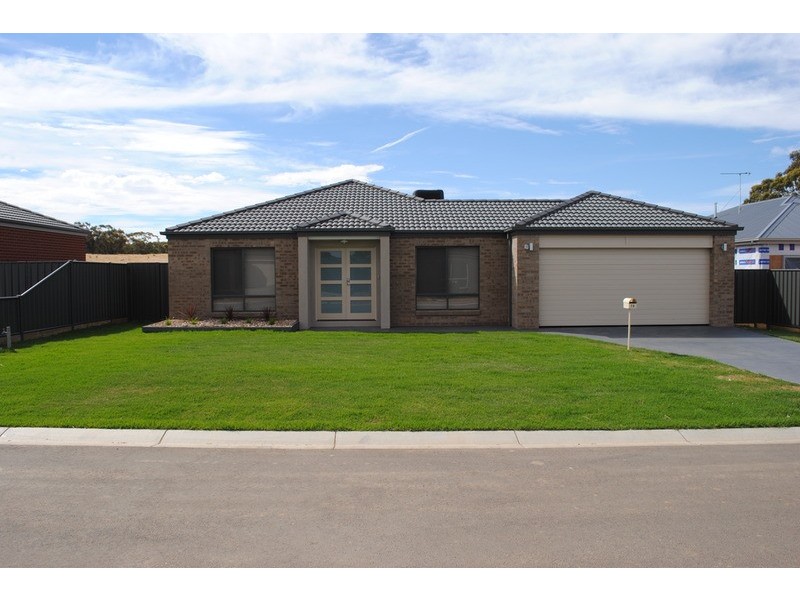 28 Hosken Street, Maryborough VIC 3465