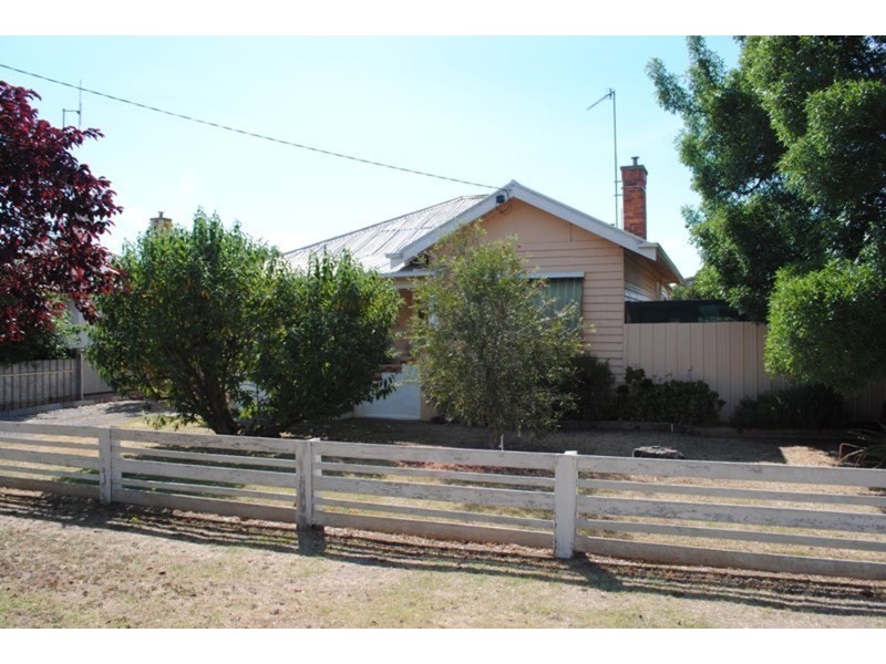 154 Railway Street, Maryborough VIC 3465