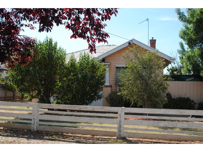 154 Railway Street, Maryborough VIC 3465