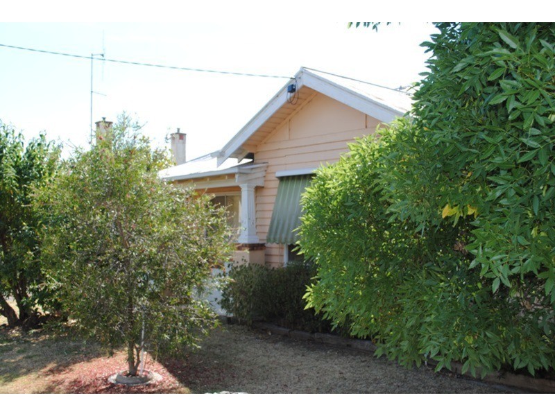 154 Railway Street, Maryborough VIC 3465