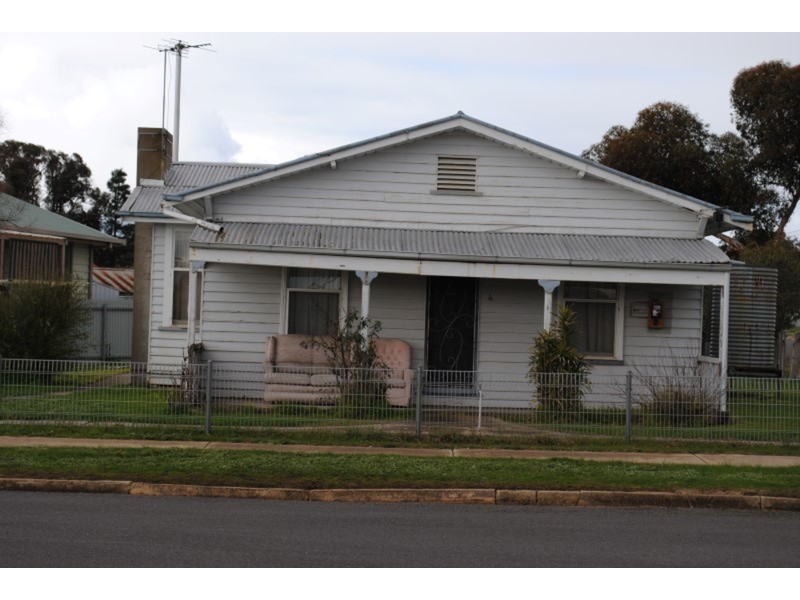 4 Golden Wattle Drive, Maryborough VIC 3465