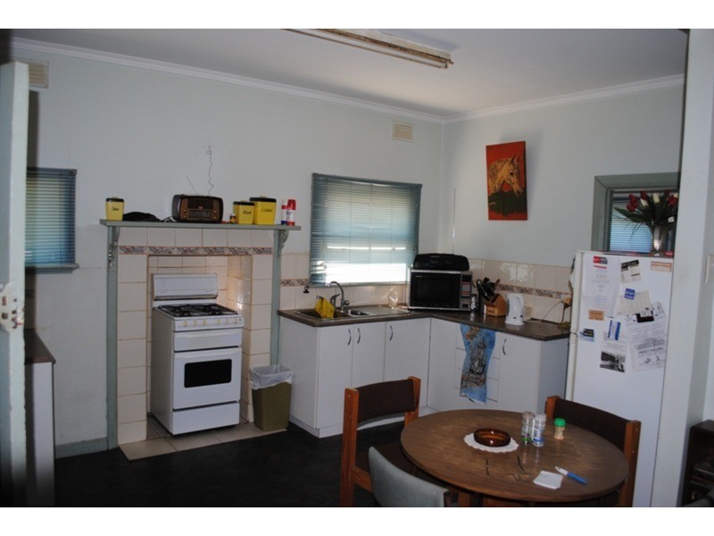 4 Golden Wattle Drive, Maryborough VIC 3465