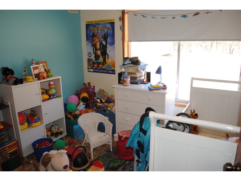 4165 Pyrenees Highway, Flagstaff VIC 3465