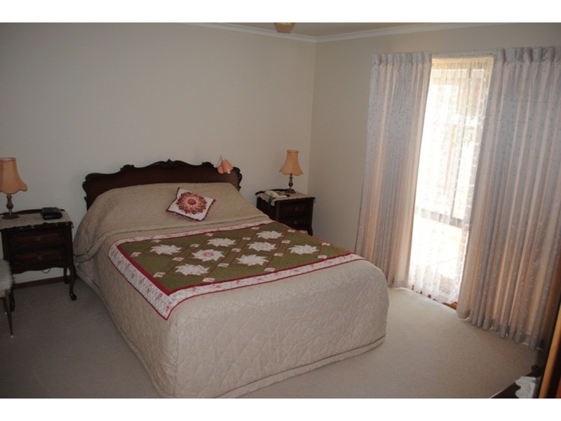 16 Ironbark Drive, Maryborough VIC 3465