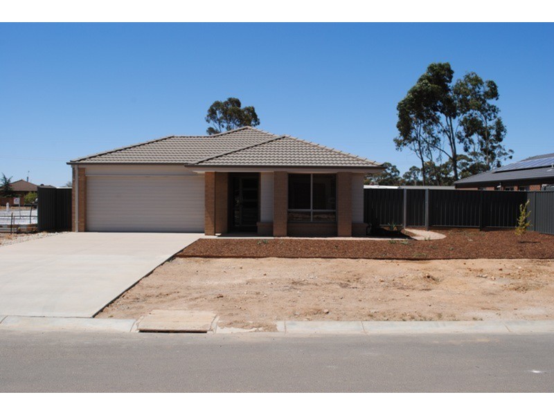 20 Hosken Street Street, Maryborough VIC 3465