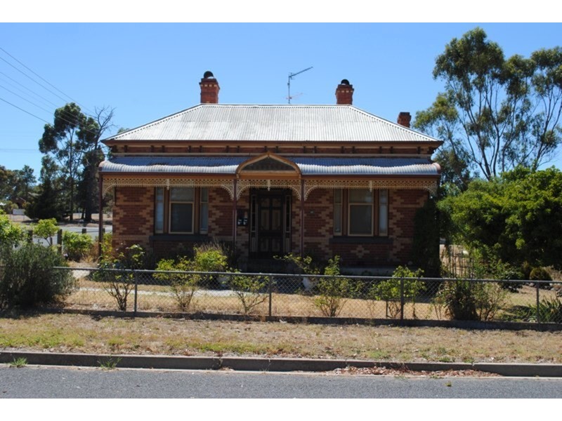 102 Rutherford Street, Avoca VIC 3467
