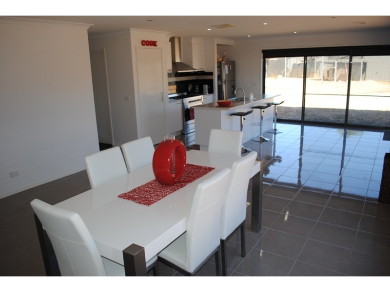 8 Inland Court, Maryborough VIC 3465