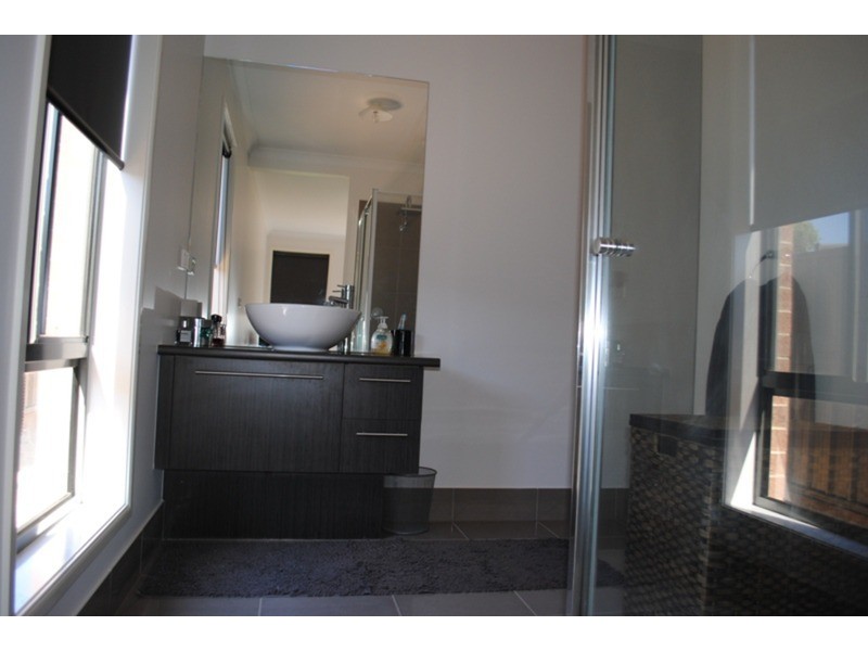 8 Inland Court, Maryborough VIC 3465