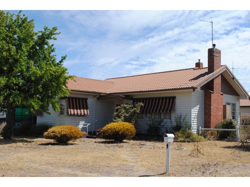 5 Carrick Street, Maryborough VIC 3465