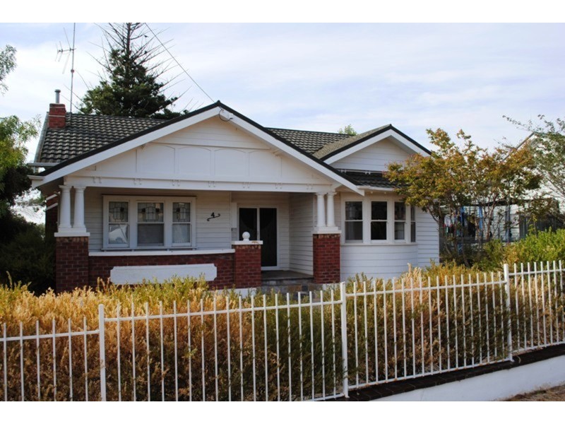 4 Barkly Street, Maryborough VIC 3465