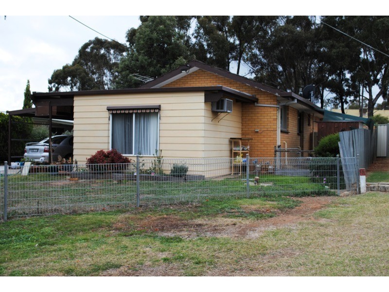 1/9 Holden  Street, Maryborough VIC 3465