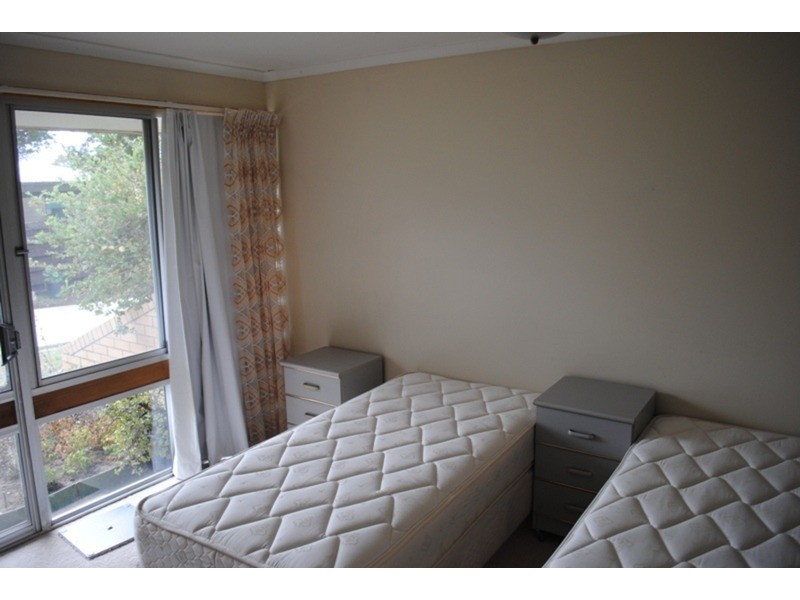 1/9 Holden  Street, Maryborough VIC 3465